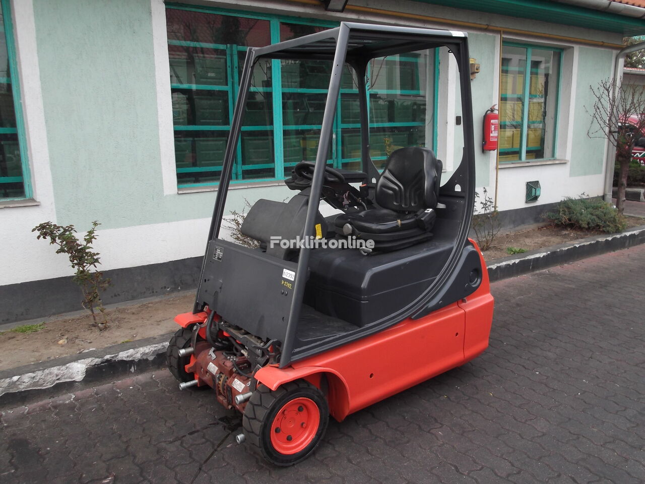 xe nâng ba bánh Linde 	E18C /335/       V-2691